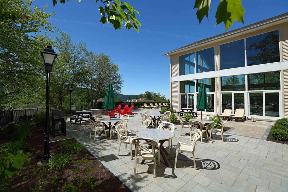 Vacation Village In The Berkshires Hancock Eksteriør bilde The patio at the Student Union Building