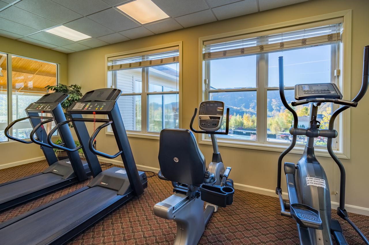 Vacation Village In The Berkshires Hancock Eksteriør bilde The gym at the Lodge at Whitefish
